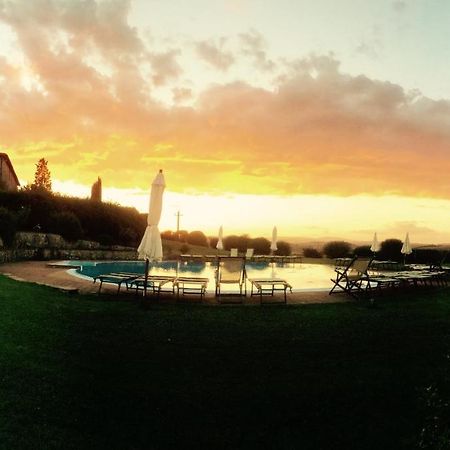 Agriturismo Fattoria Di Corsano 코르사노 외부 사진