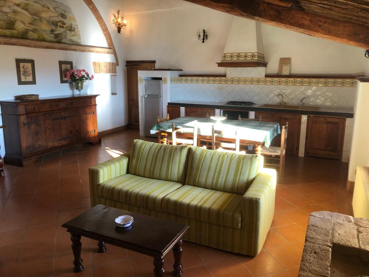 Agriturismo Fattoria Di Corsano 코르사노 외부 사진