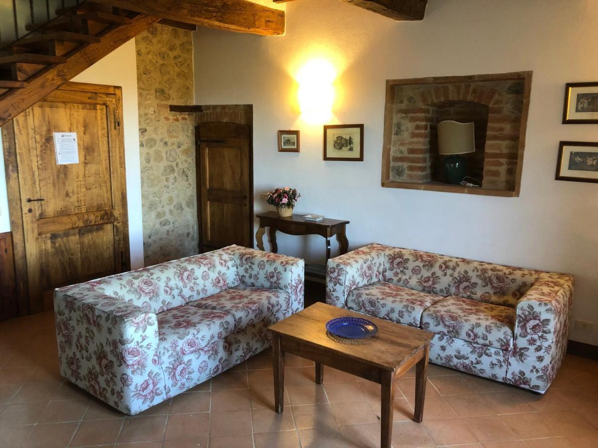 Agriturismo Fattoria Di Corsano 코르사노 외부 사진