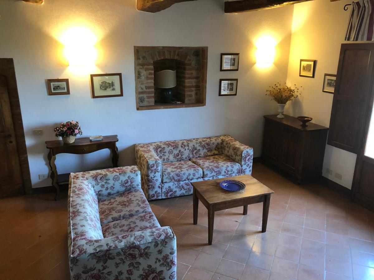 Agriturismo Fattoria Di Corsano 코르사노 외부 사진