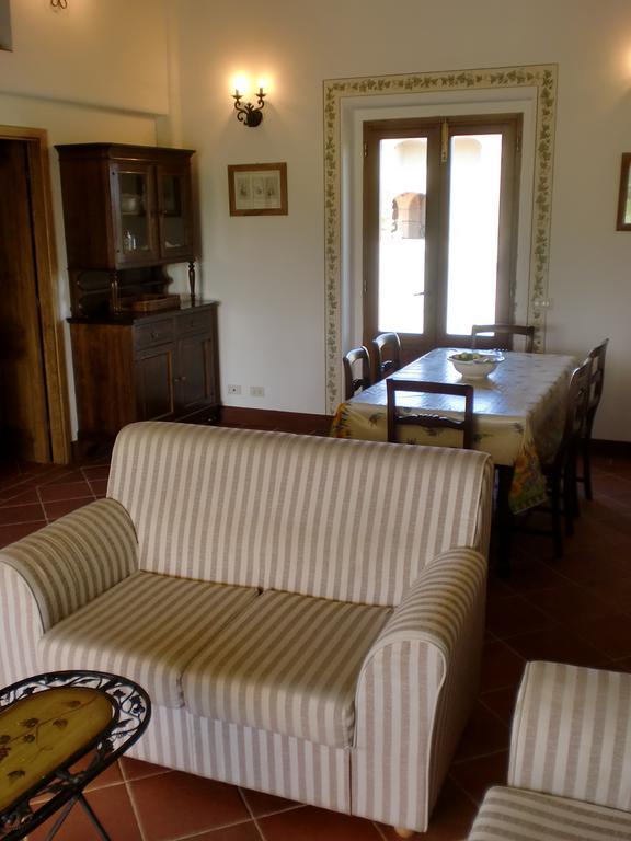 Agriturismo Fattoria Di Corsano 코르사노 객실 사진