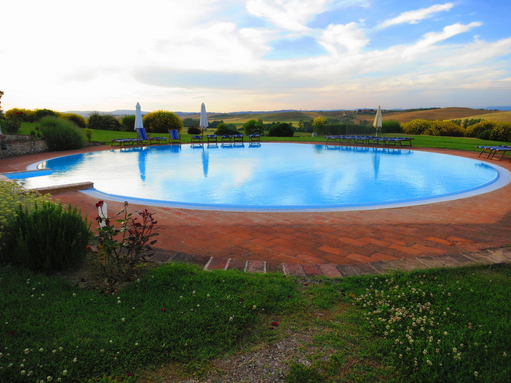 Agriturismo Fattoria Di Corsano 코르사노 외부 사진