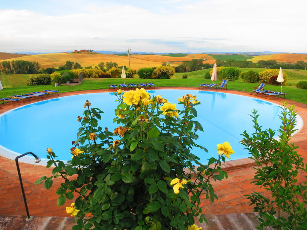 Agriturismo Fattoria Di Corsano 코르사노 외부 사진